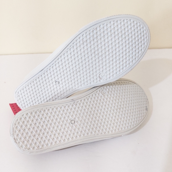 Aviva Girl Leopard Print Slip On Fashion Flat Sneakers Girls Big Kid NWT - Picture 11 of 11